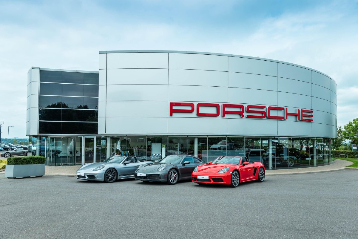 Автосалон в Великобритании