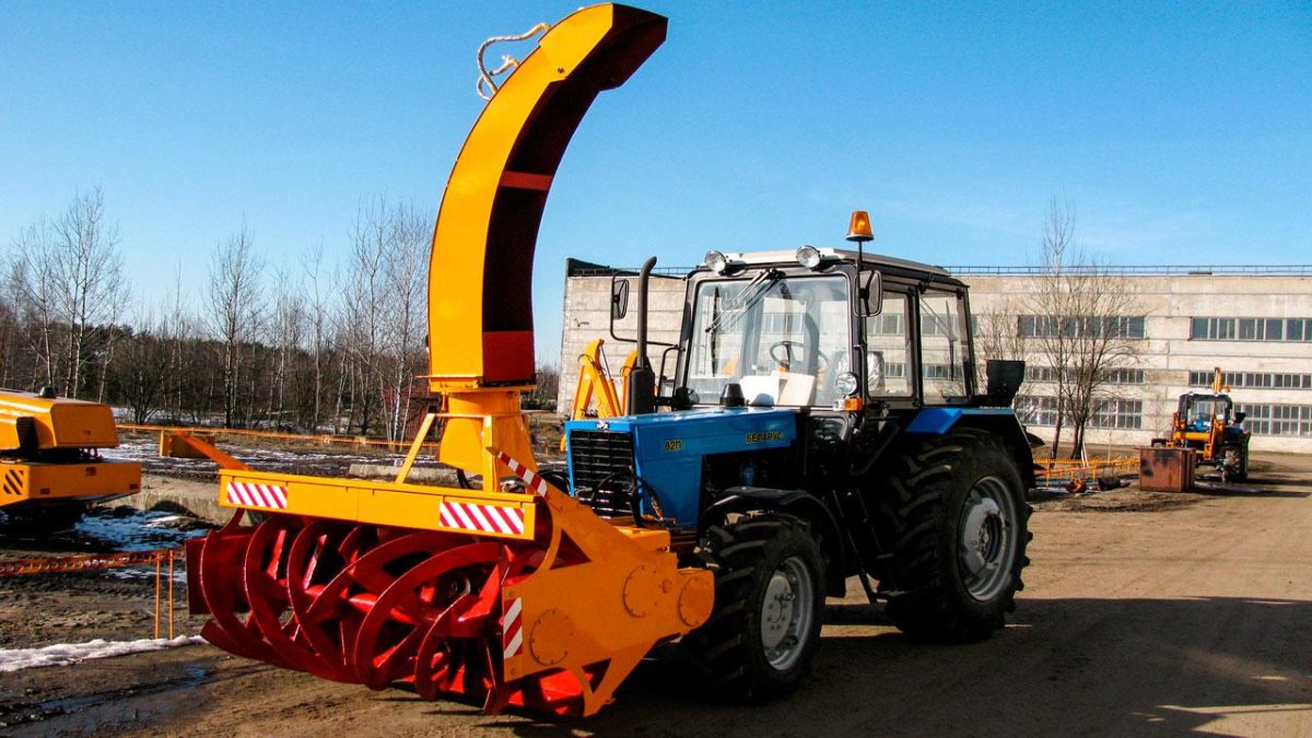 Снегоочиститель фрезерно-роторный Амкодор-9211а-01