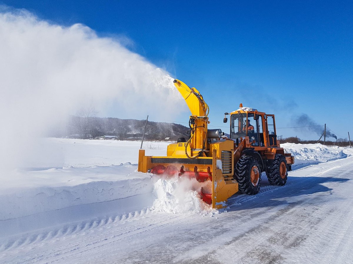 Снегоочиститель шнекороторный ДЭМ 133