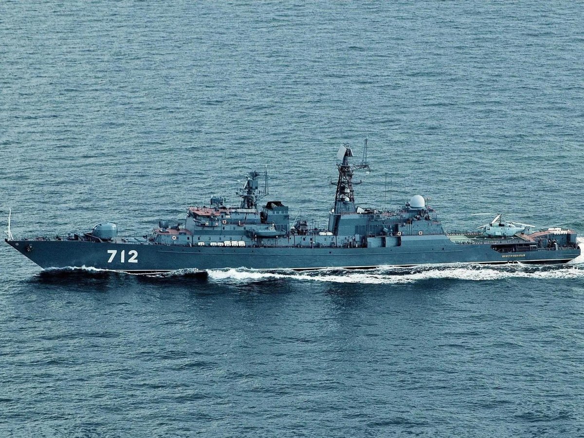 Неустрашимый корабль Балтийского флота