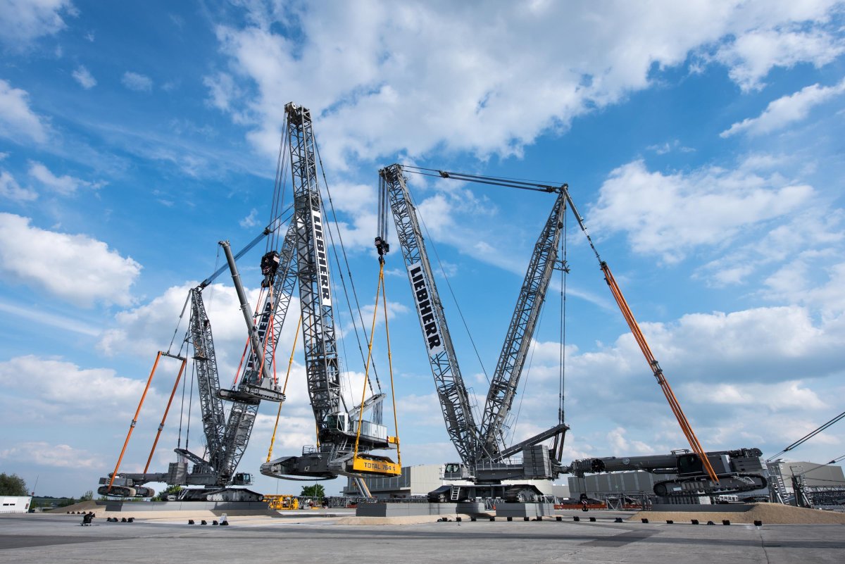 Либхер LR 13000