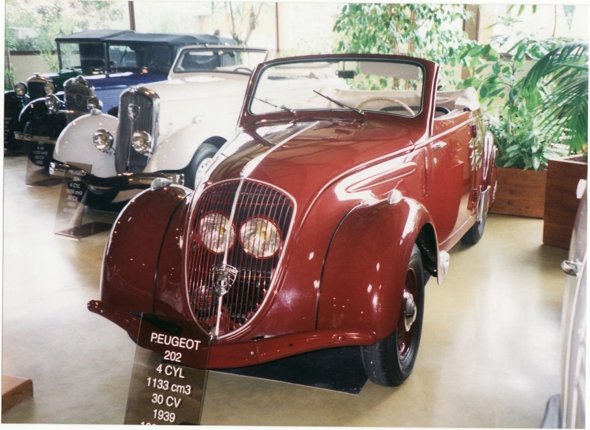 Пежо 202