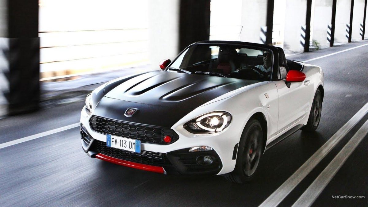 Фиат 124 Спайдер