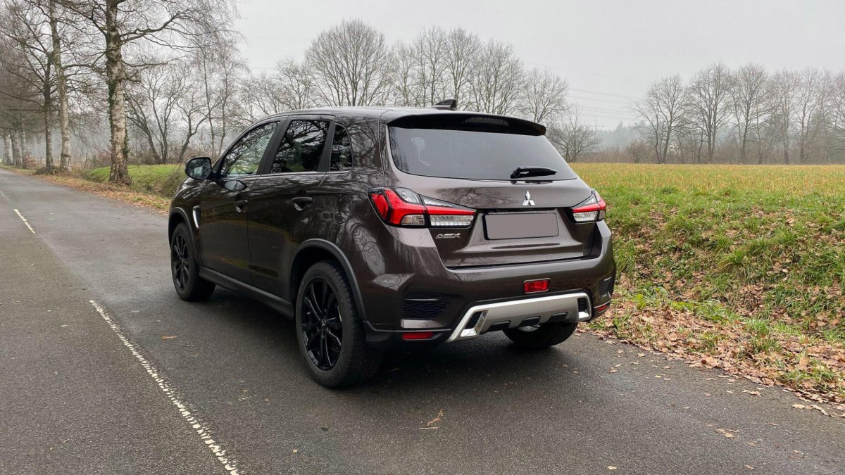 Митсубиси АСХ 2023