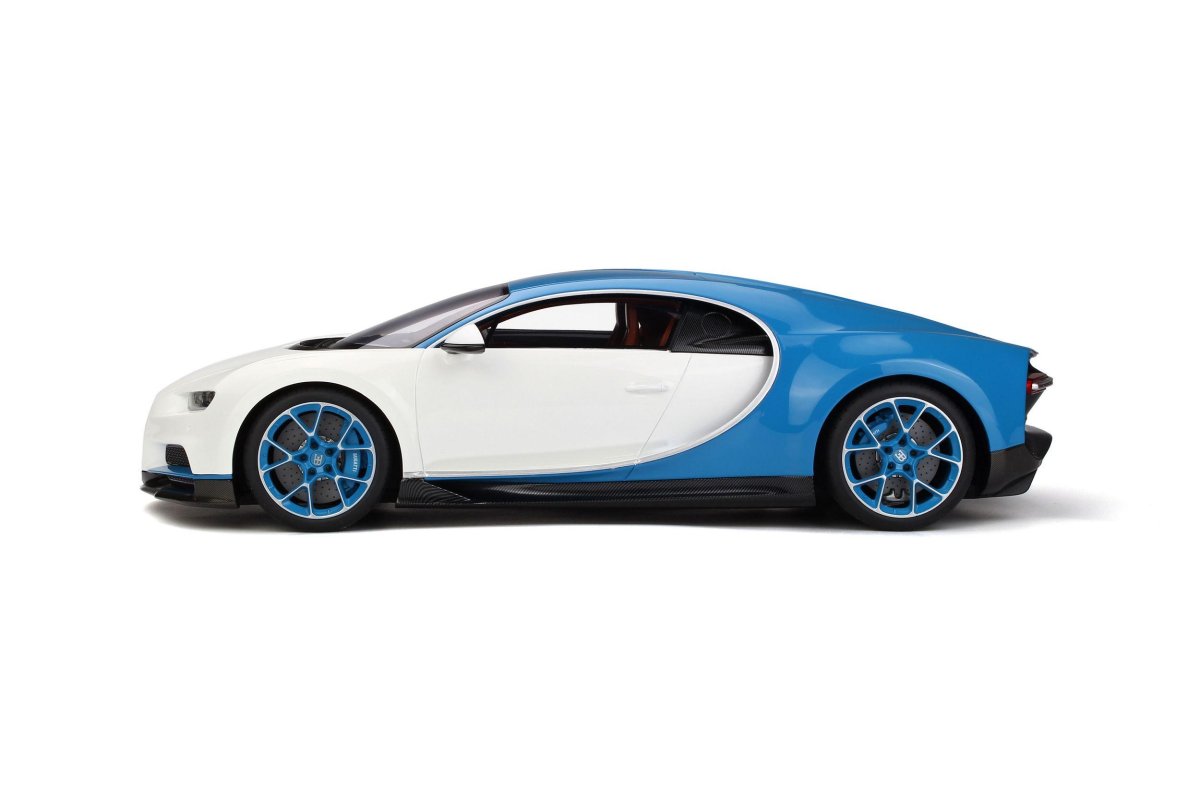 Bugatti Chiron White Blue
