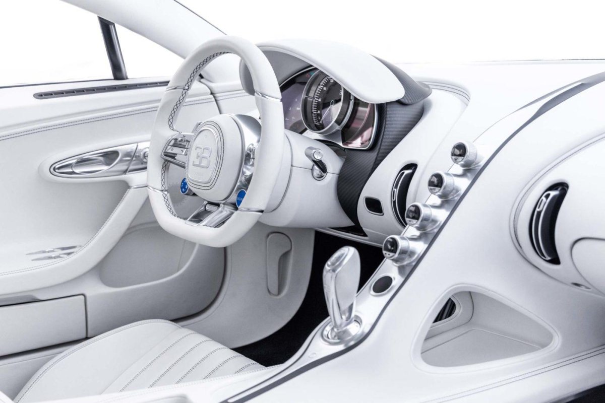 Бугатти пост Малон