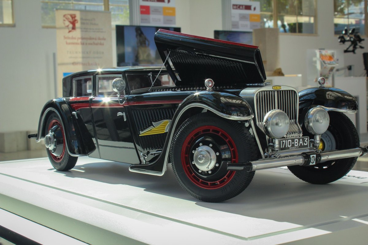 «Буччиали» (Bucciali) TAV-12,