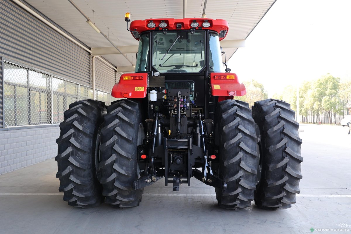 Трактор YTO 2204