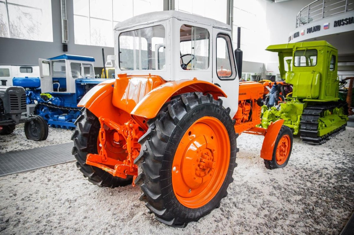 МТЗ-50 трактор