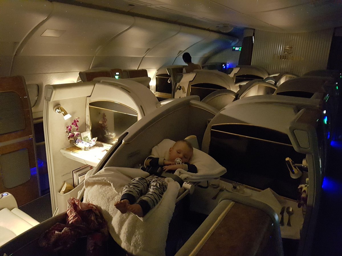 Люльки в Эмирейтс