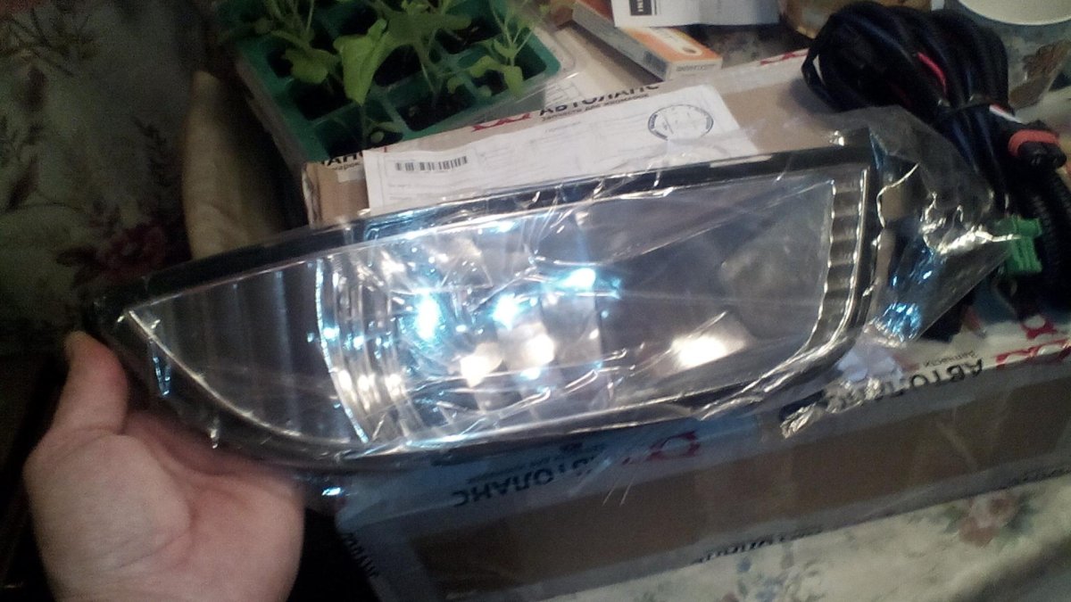 Полноразмерные ПТФ на Mitsubishi Lancer 10