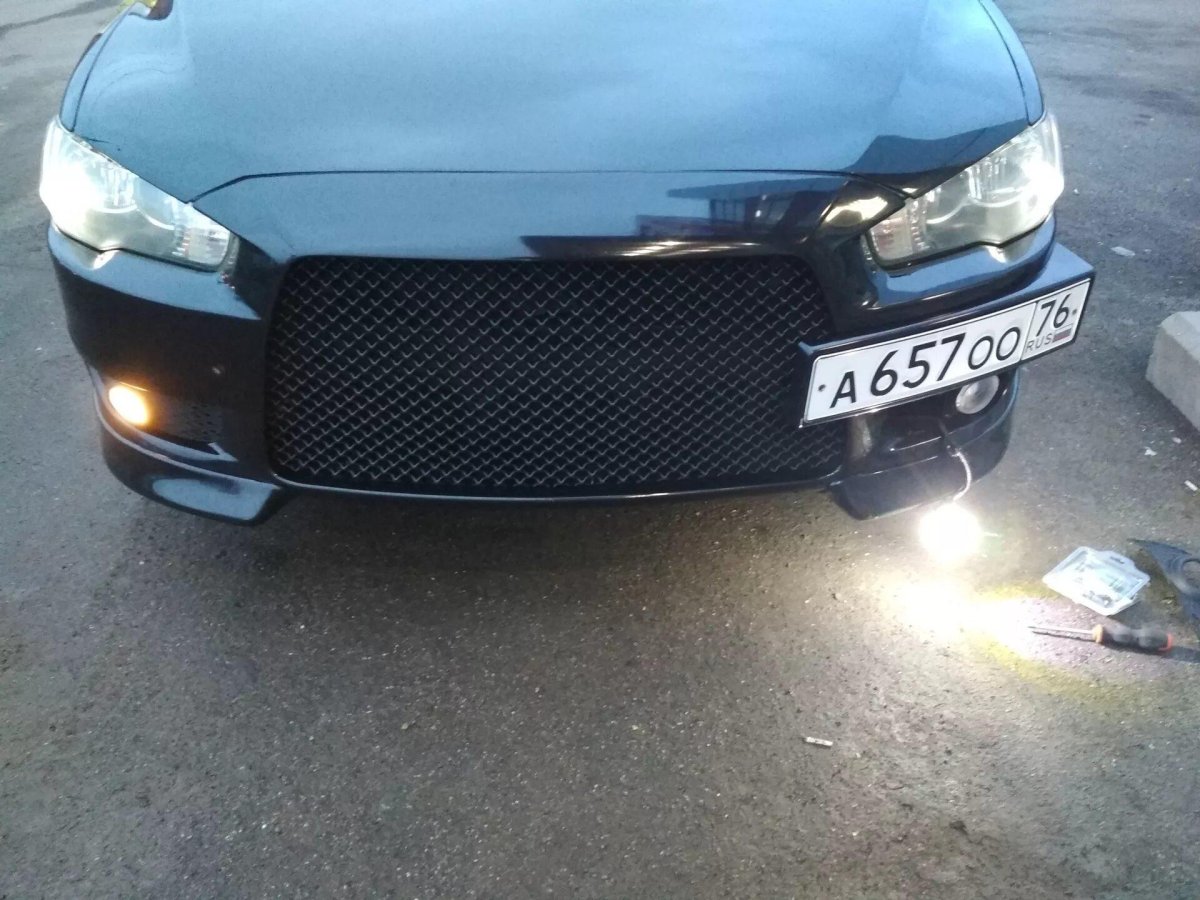 Туманки Лансер 10 Рестайлинг