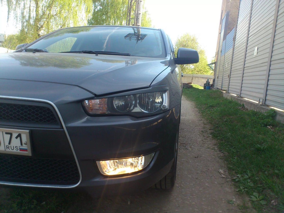 Туманки Лансер 10 Рестайлинг