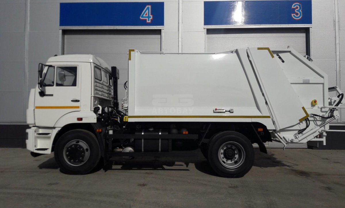 Мусоровоз МКЗ 7017