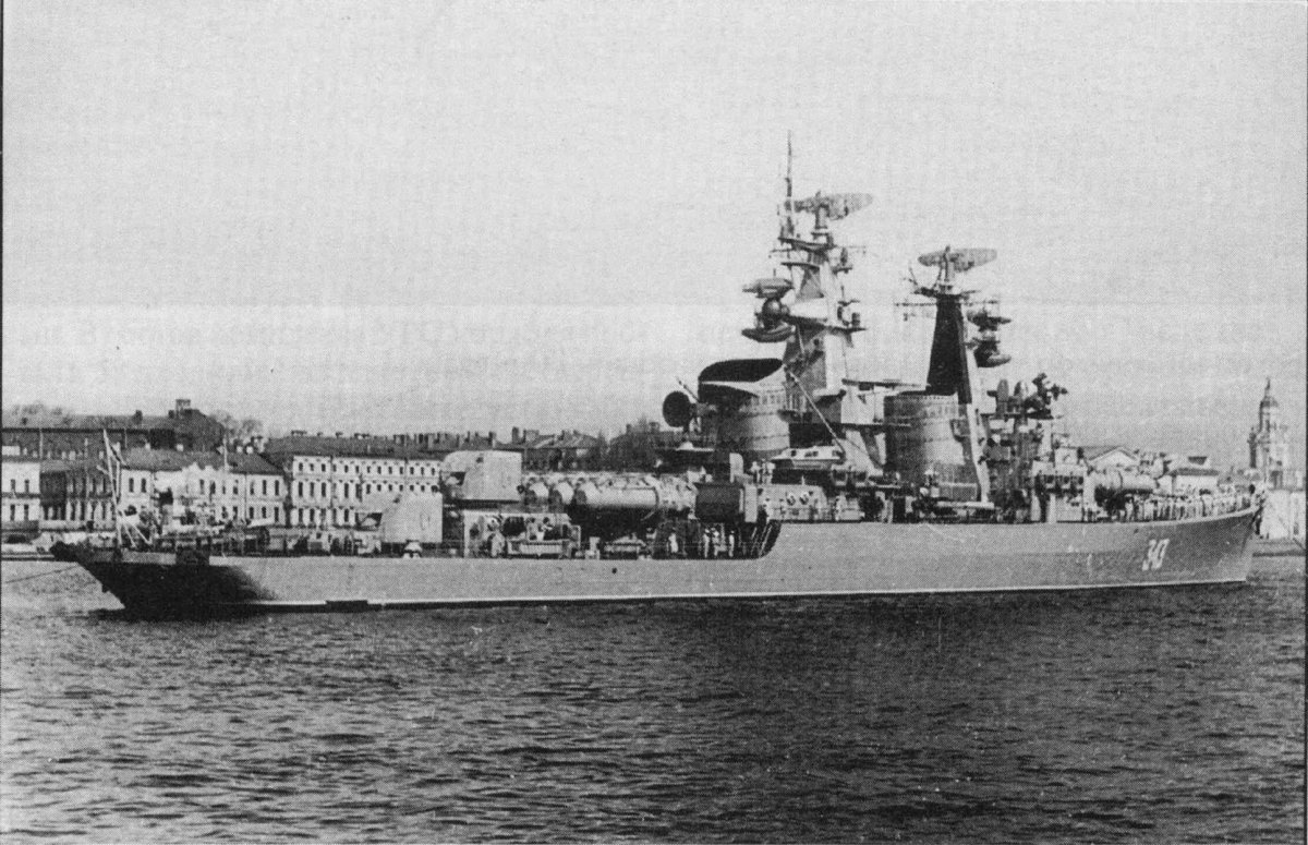 Крейсер Варяг проекта 58