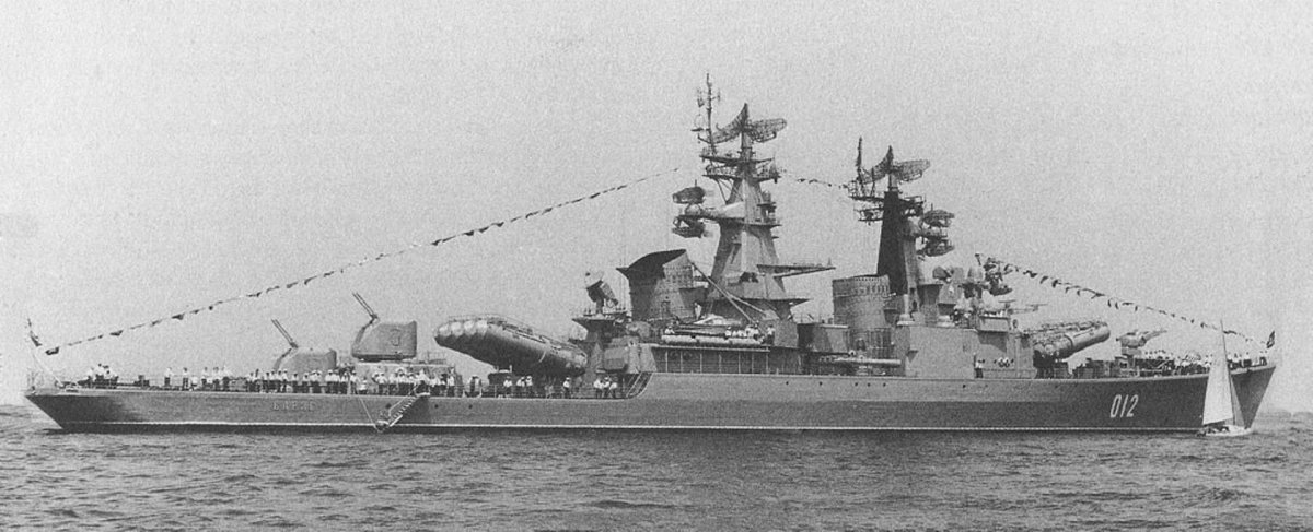 Крейсер Адмирал Головко