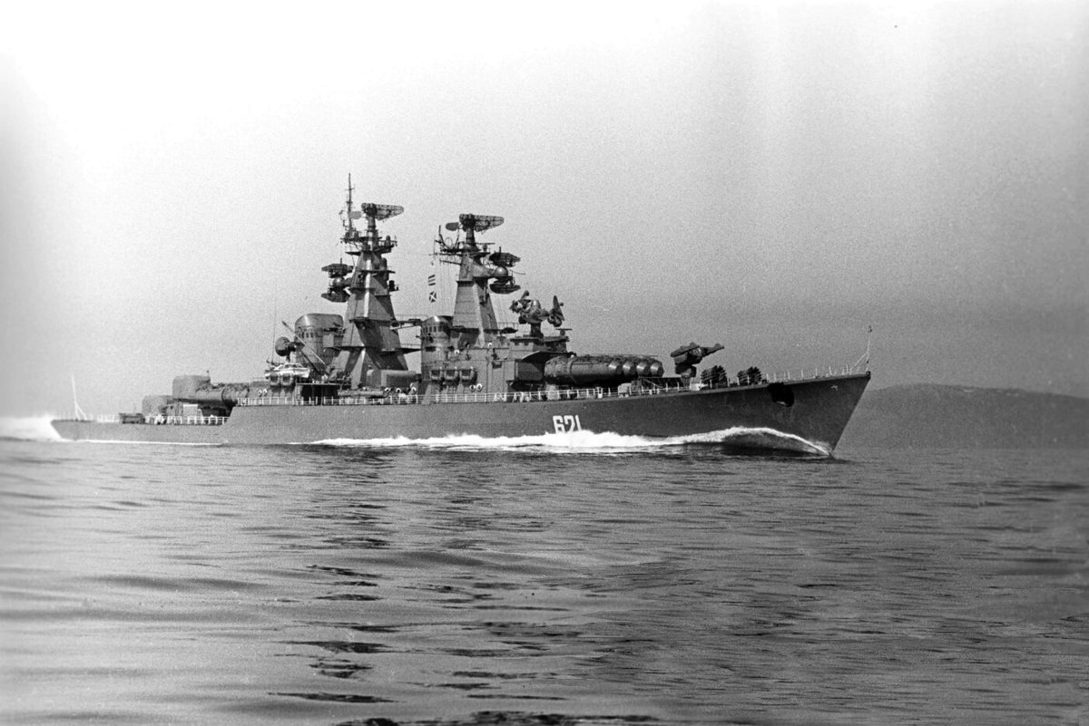 Крейсер Варяг проекта 58