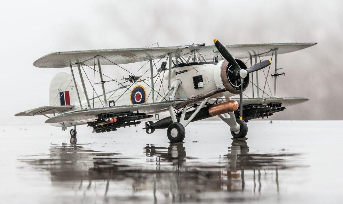 Британский торпедоносец Свордфиш