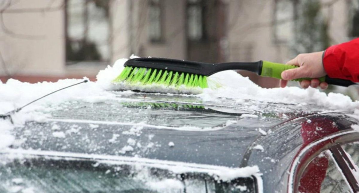 Чистка снега автомобилем