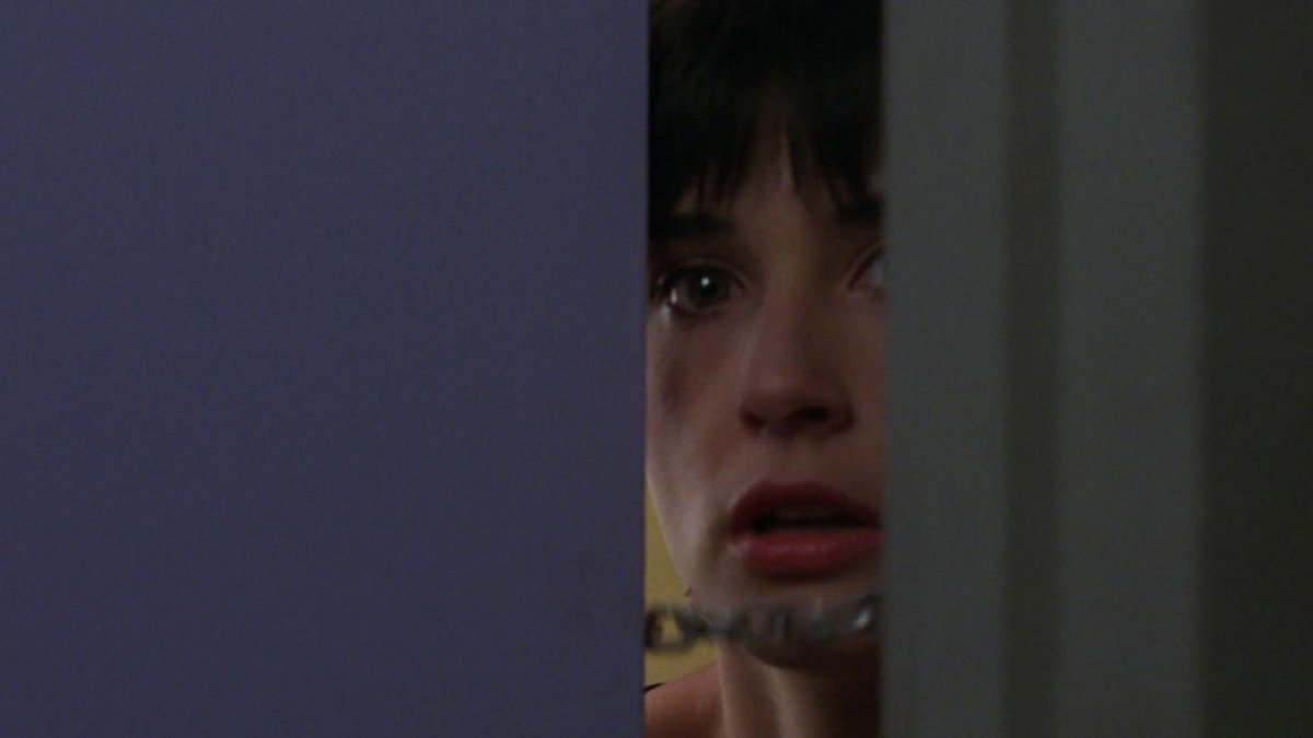 Деми Мур приведение