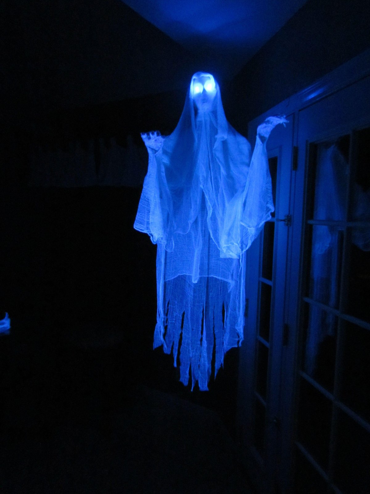 Призрак на Хэллоуин