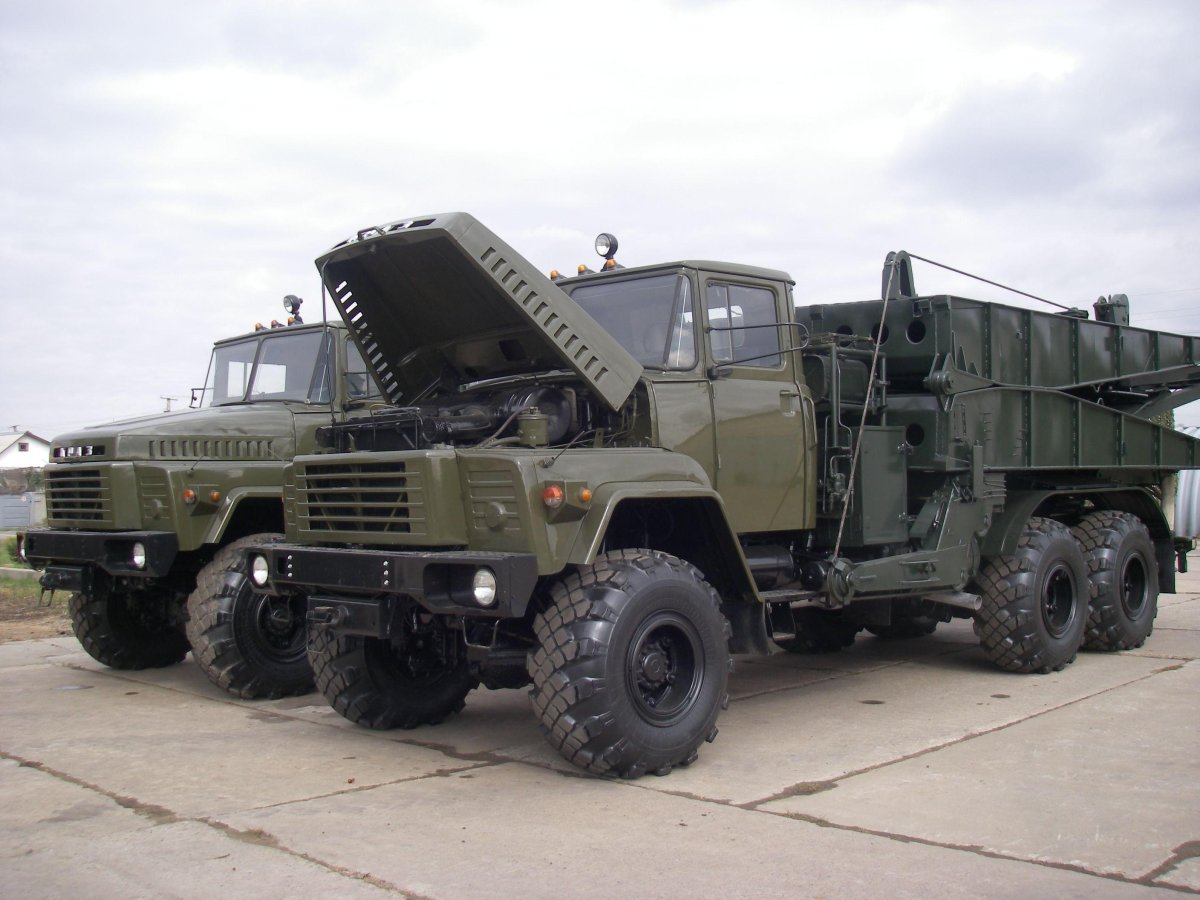 КРАЗ-260 грузовой автомобиль армейский
