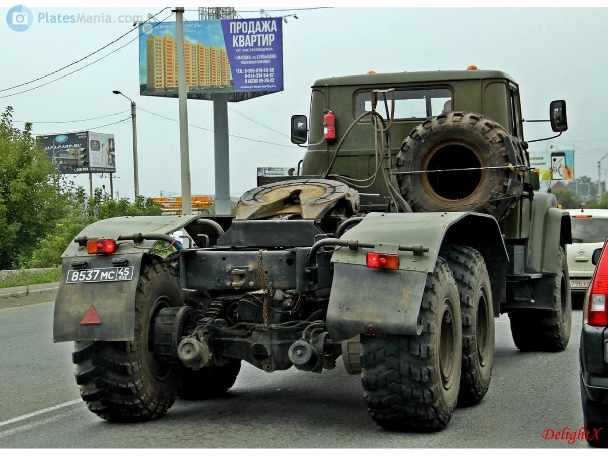 КРАЗ 260 тягач