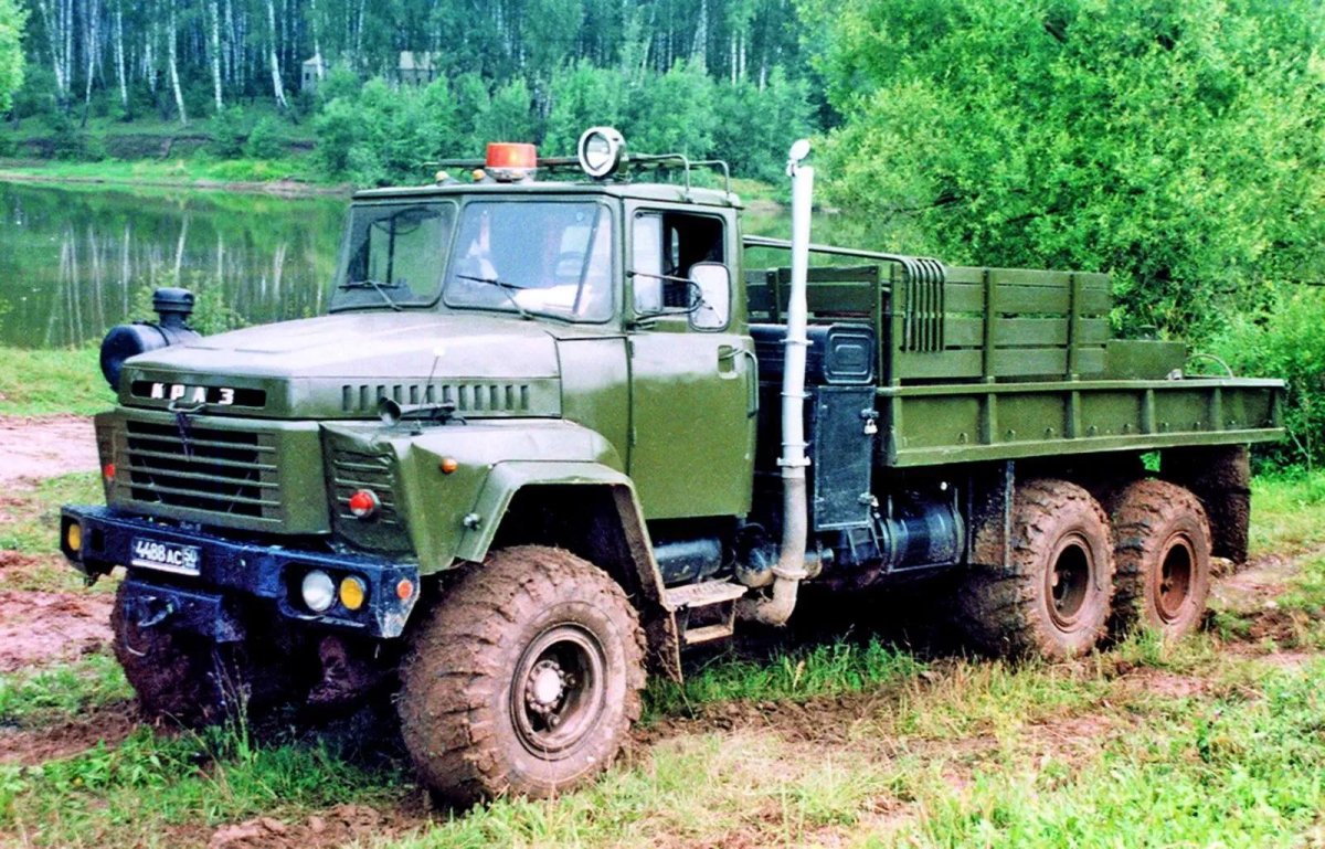 КРАЗ 260 армейский
