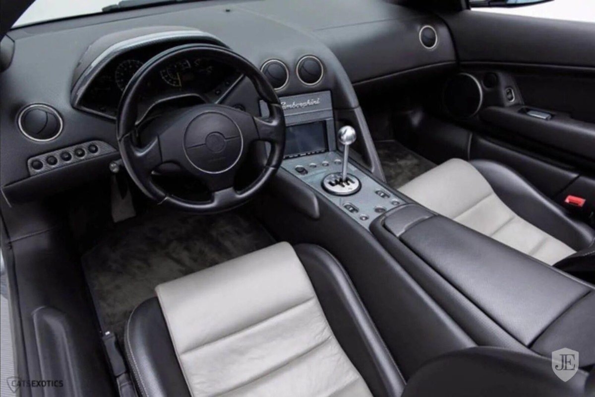 Lamborghini Murcielago салон