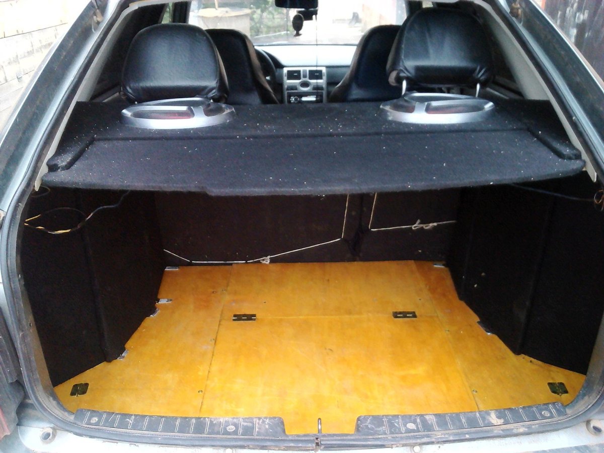 Ровный пол багажника ВАЗ 2111