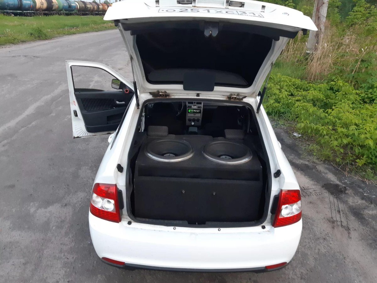 Лада Приора 2 багажник