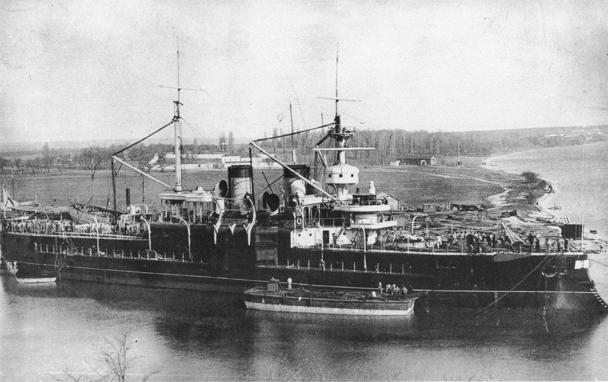 Эскадренный броненосец двенадцать апостолов