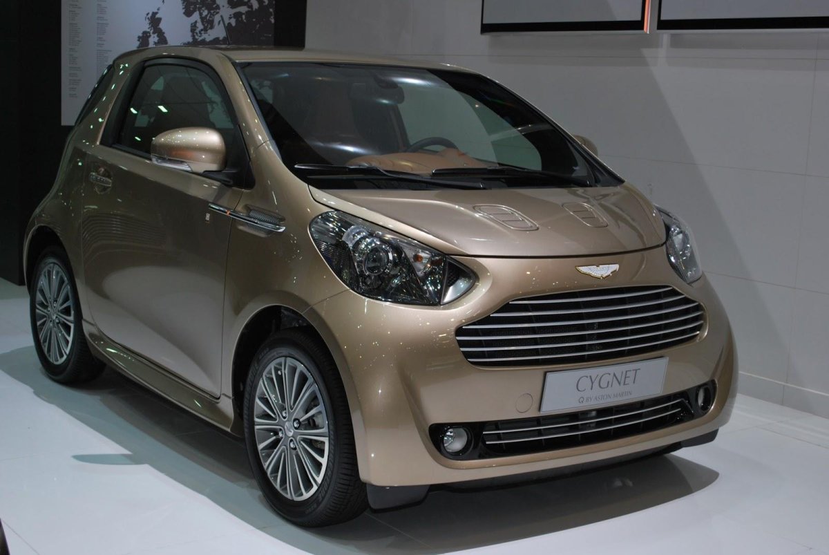 Астон Мартин Cygnet дром
