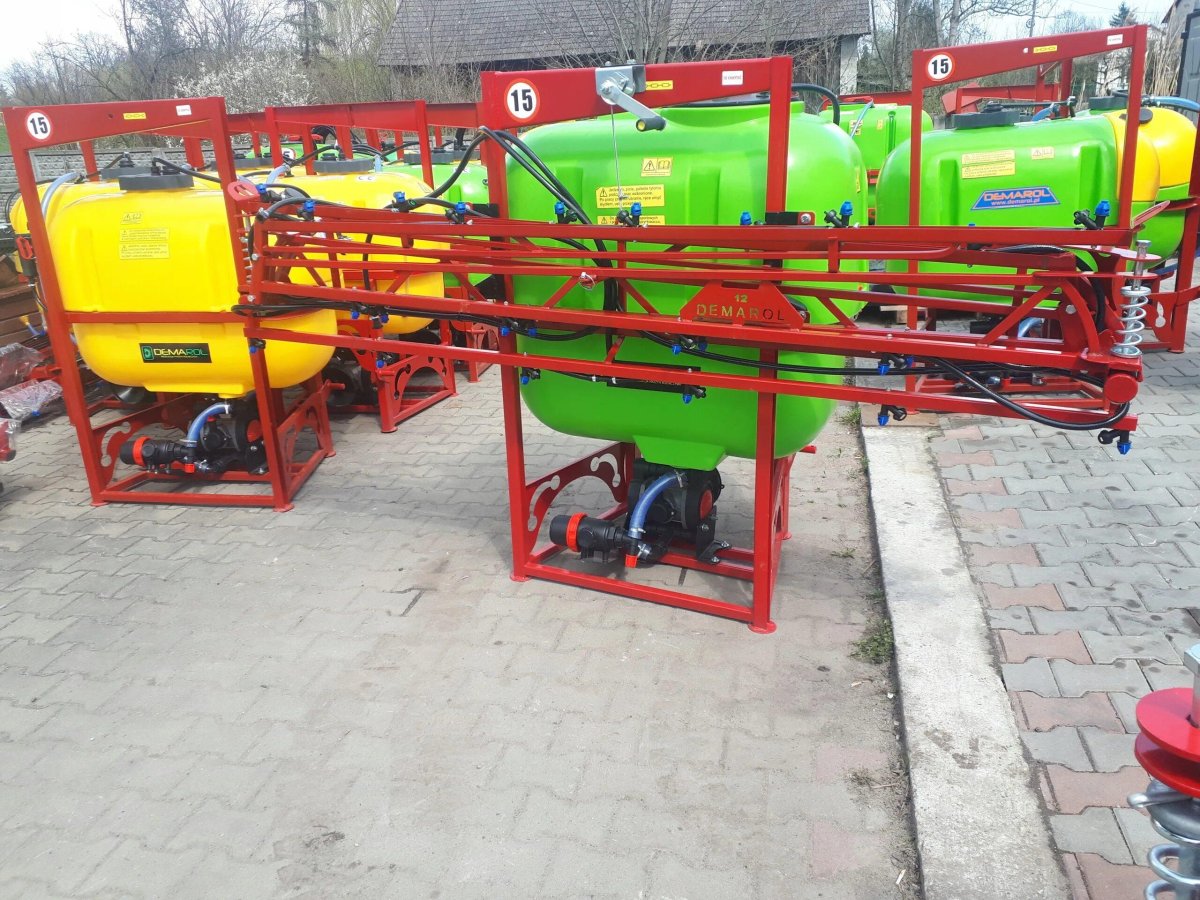 Опрыскиватель 200л 8м штанга Польша Demarol (Демарол)
