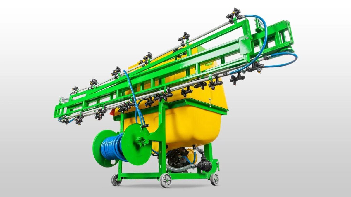 Опрыскиватель полевой