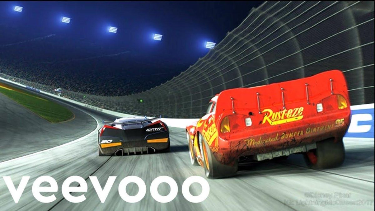 Молния Маккуин 3