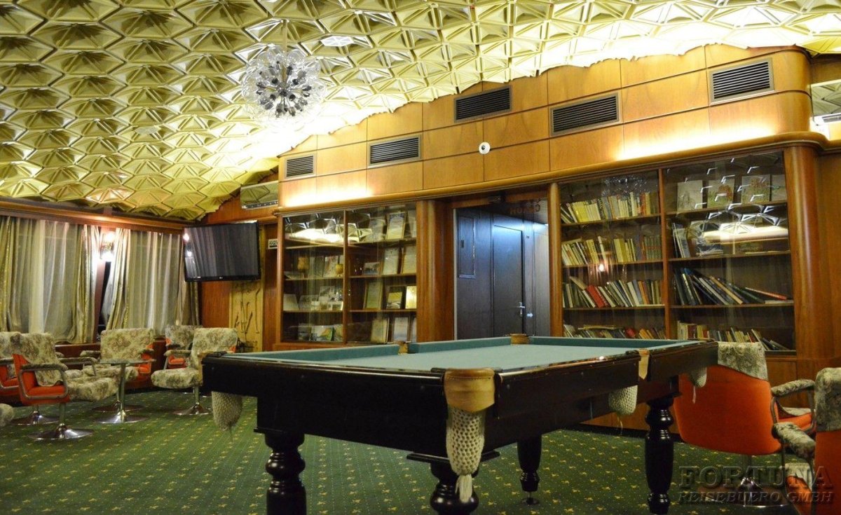 Демьян бедный теплоход СПБ