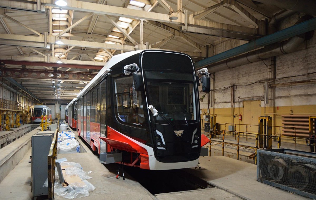 Трамвай 71-628-01