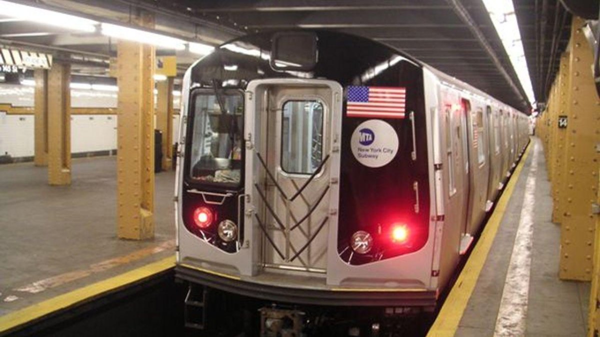 Нью йоркский метрополитен поезда