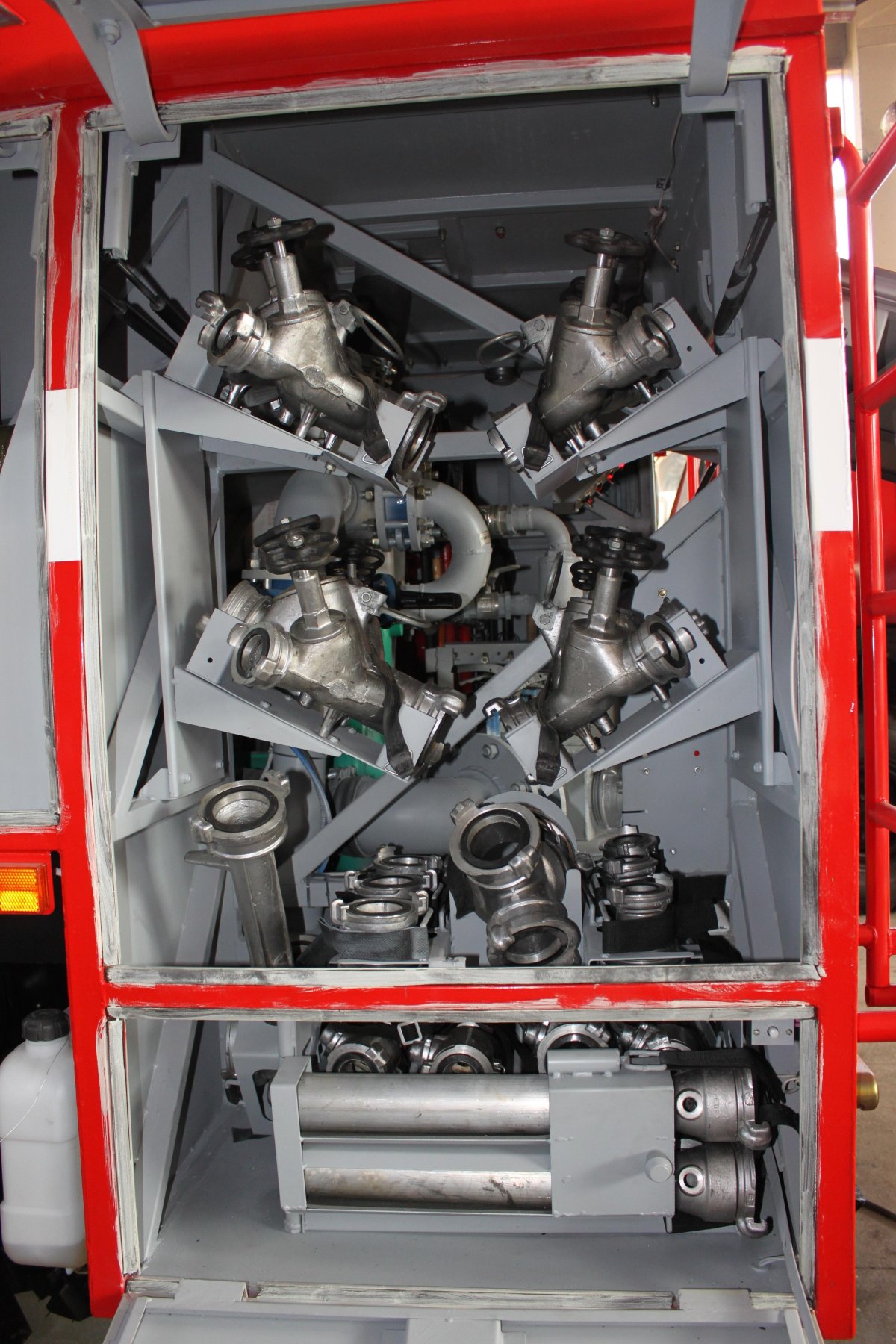 Автомобиль пенного тушения