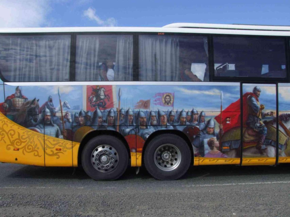 Аэрография на общественном транспорте