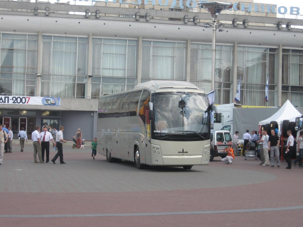 МАЗ-251 автобус