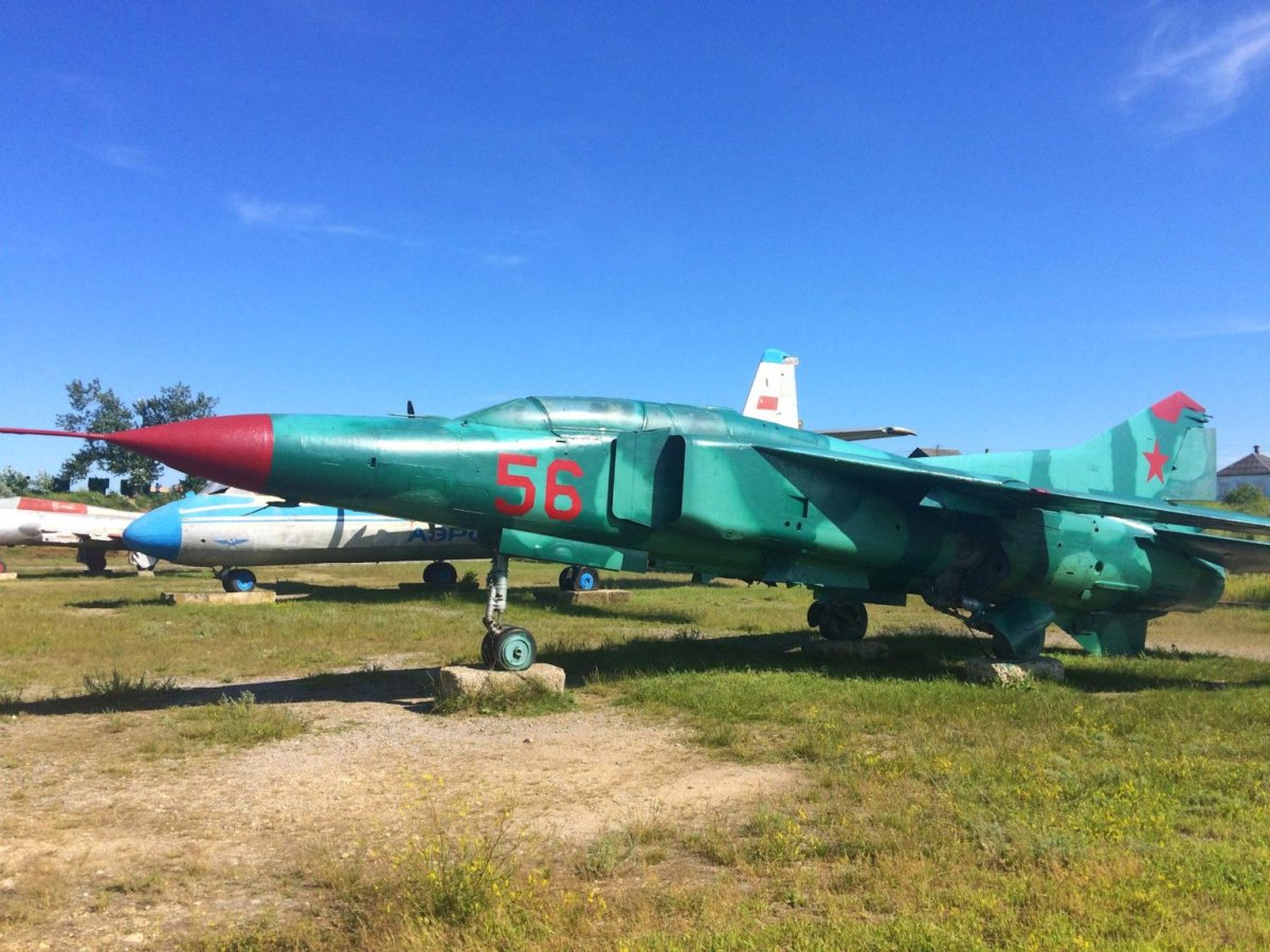 Темрюк Военная горка самолеты