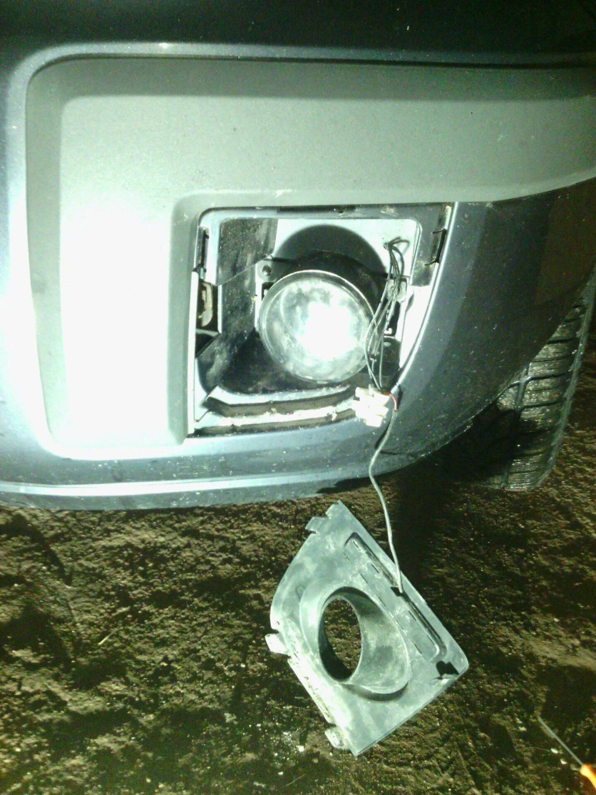 Фара противотуманная Форд Фьюжн 2007