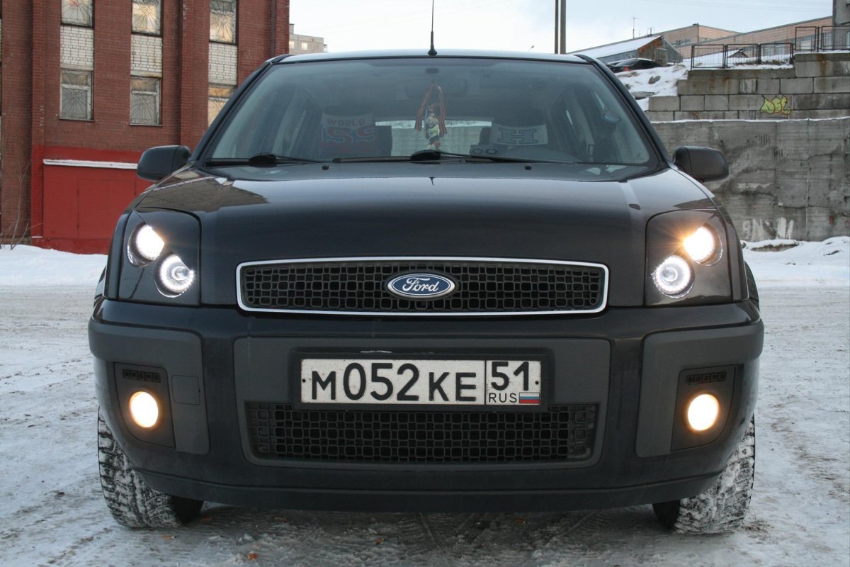 Линзы в фары Форд Фьюжн