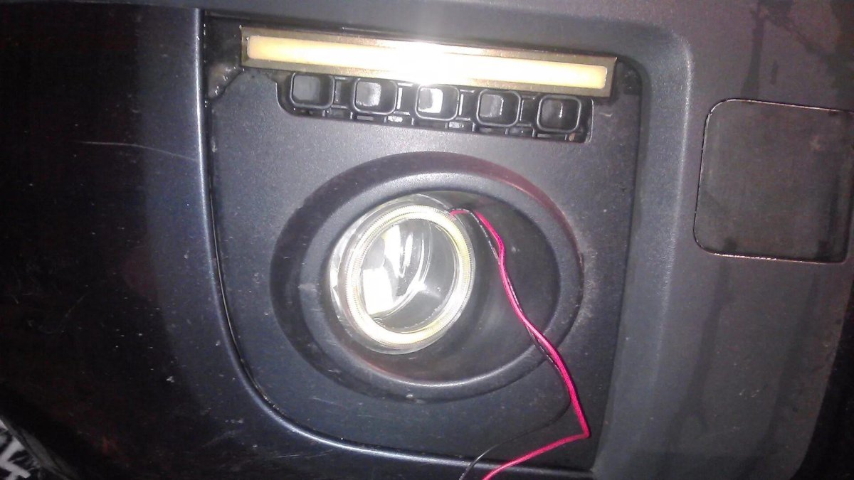 Ford Fusion ангельские глазки