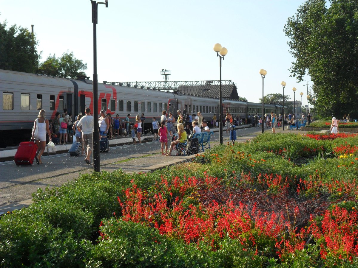 Железнодорожный вокзал Ейск