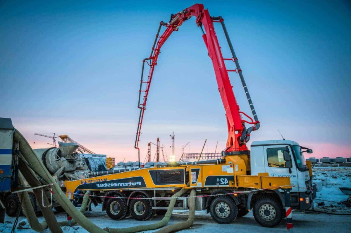 Автобетононасос 28 метров