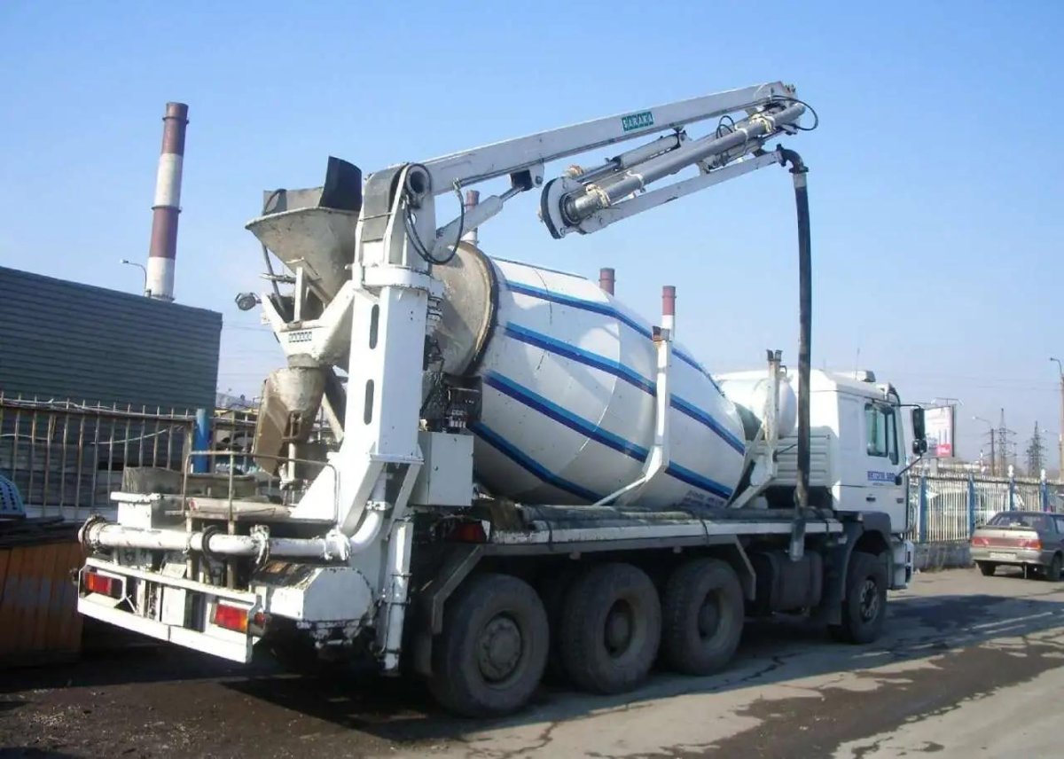 Бетононасос миксер 2 в 1 КАМАЗ