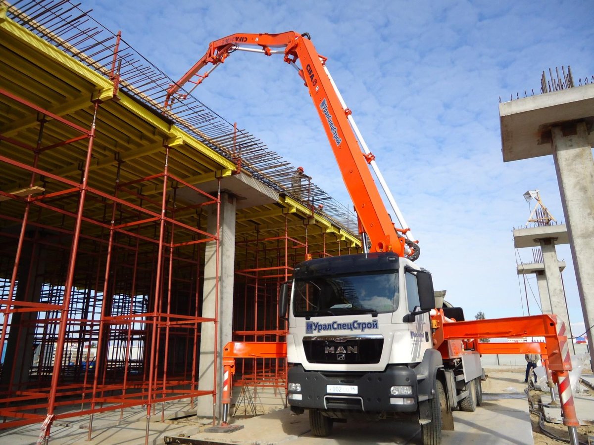 Автобетононасос 38 метров